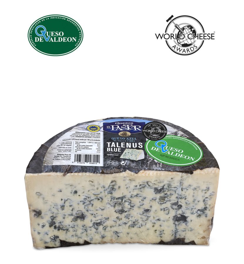 2891 Medio-queso-azul-IGP-Valdeon-hojas-Talenus-web-wca-ok